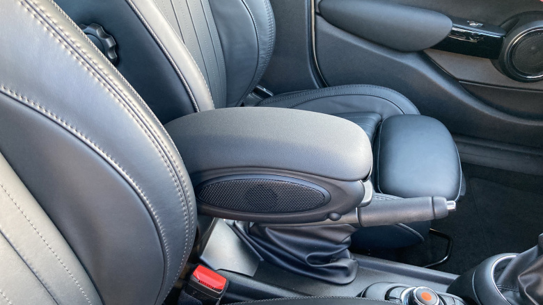 MINI Hatchback 2.0 Cooper S Exclusive II 5dr [Comfort/Nav Pack] Petrol Hatchback